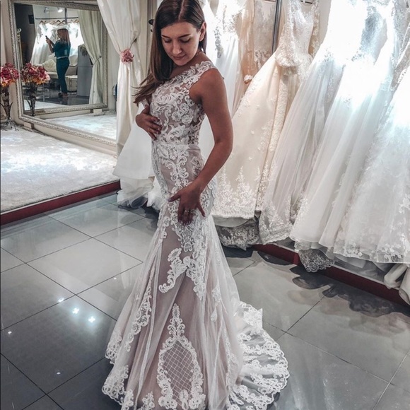 Deep V Neck Illusion Backless Wedding dress - Picture 2 of 8